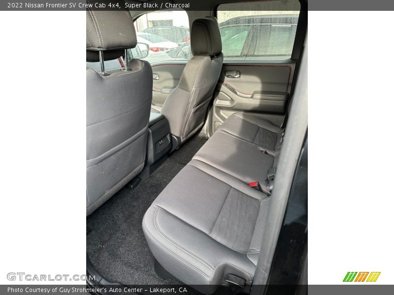 Super Black / Charcoal 2022 Nissan Frontier SV Crew Cab 4x4