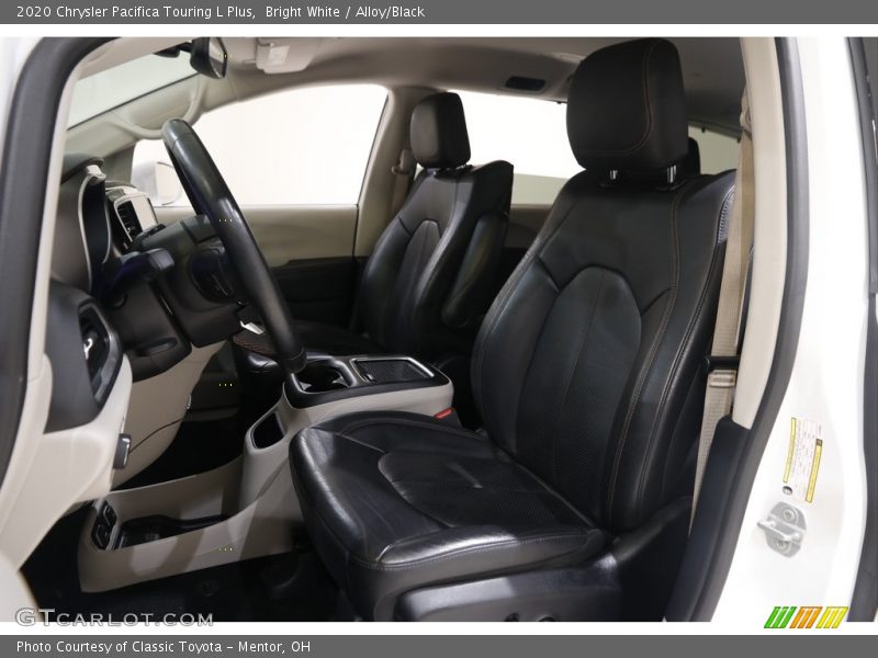 Bright White / Alloy/Black 2020 Chrysler Pacifica Touring L Plus