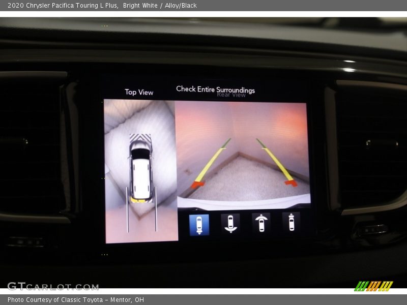 Bright White / Alloy/Black 2020 Chrysler Pacifica Touring L Plus