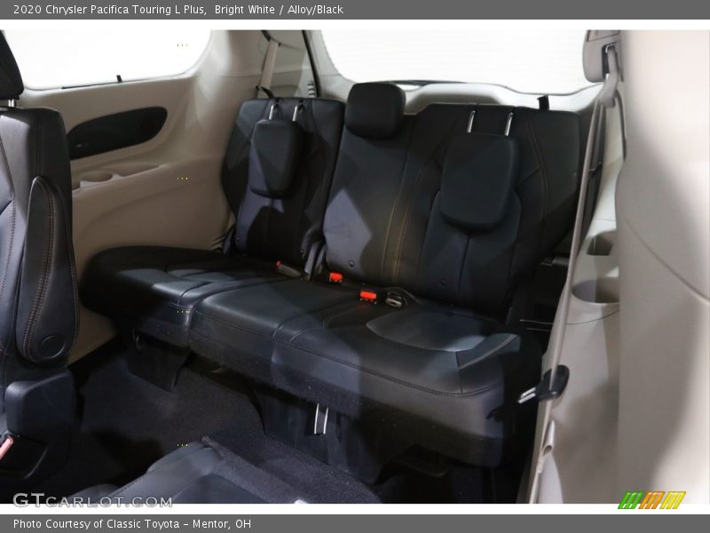 Bright White / Alloy/Black 2020 Chrysler Pacifica Touring L Plus