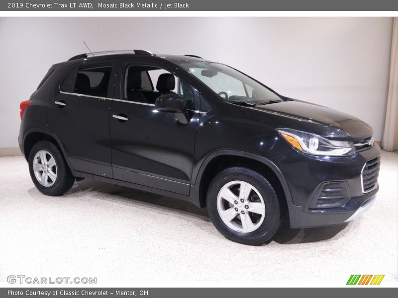 Mosaic Black Metallic / Jet Black 2019 Chevrolet Trax LT AWD