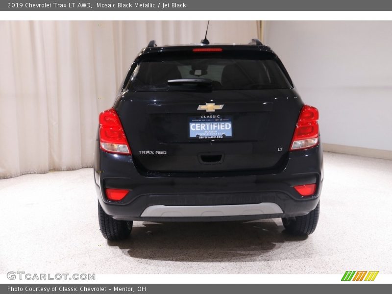 Mosaic Black Metallic / Jet Black 2019 Chevrolet Trax LT AWD