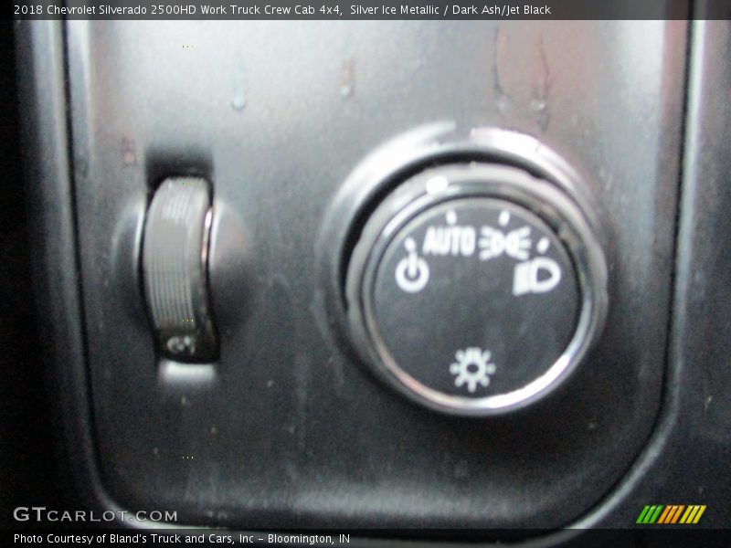 Silver Ice Metallic / Dark Ash/Jet Black 2018 Chevrolet Silverado 2500HD Work Truck Crew Cab 4x4