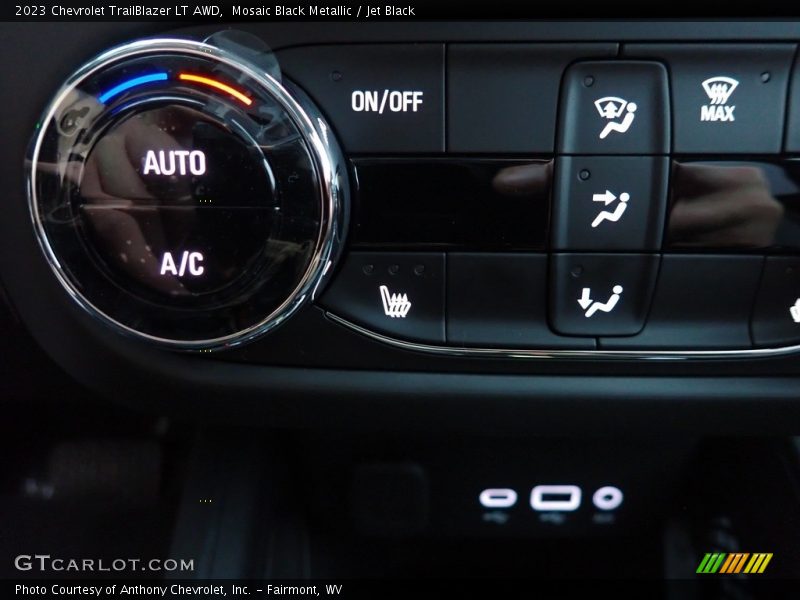 Mosaic Black Metallic / Jet Black 2023 Chevrolet TrailBlazer LT AWD