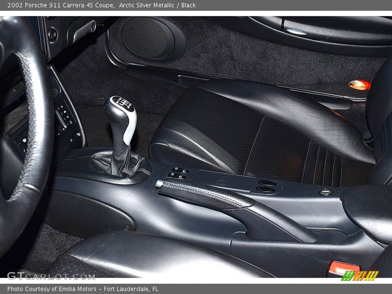 Controls of 2002 911 Carrera 4S Coupe