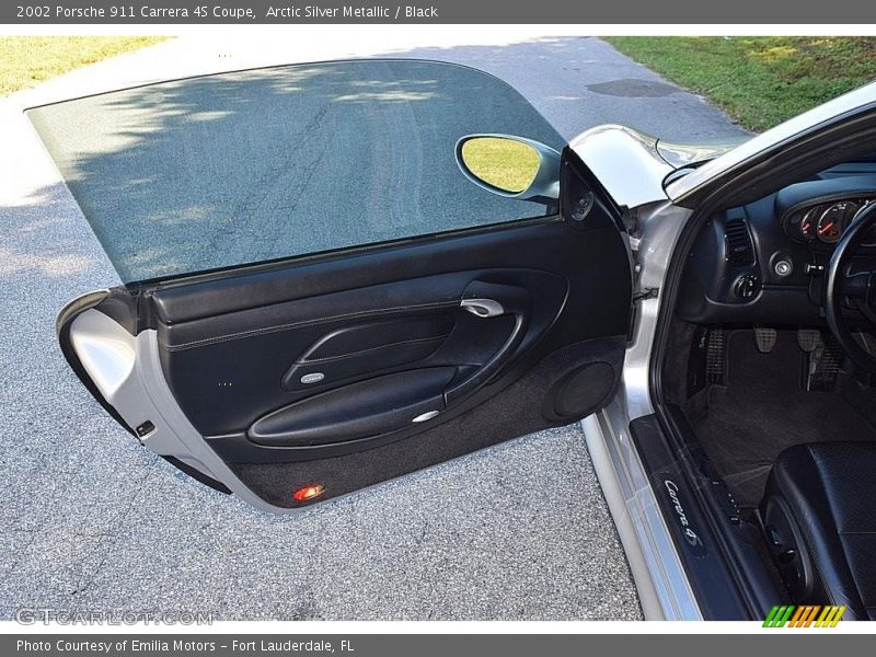 Door Panel of 2002 911 Carrera 4S Coupe