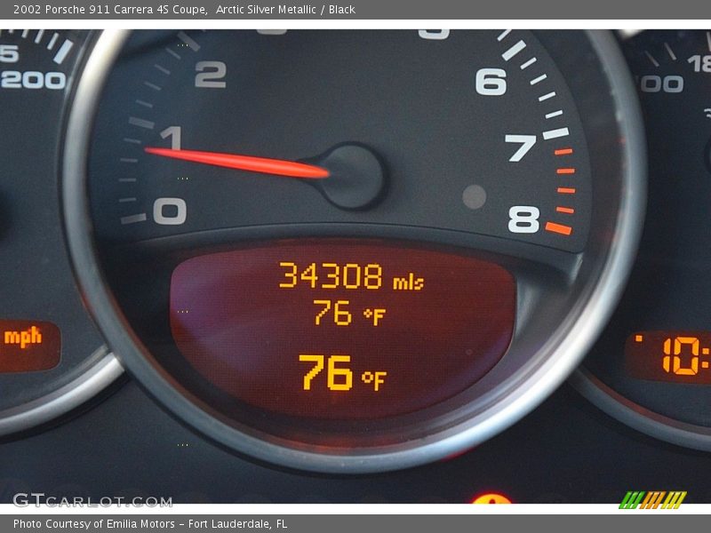  2002 911 Carrera 4S Coupe Carrera 4S Coupe Gauges