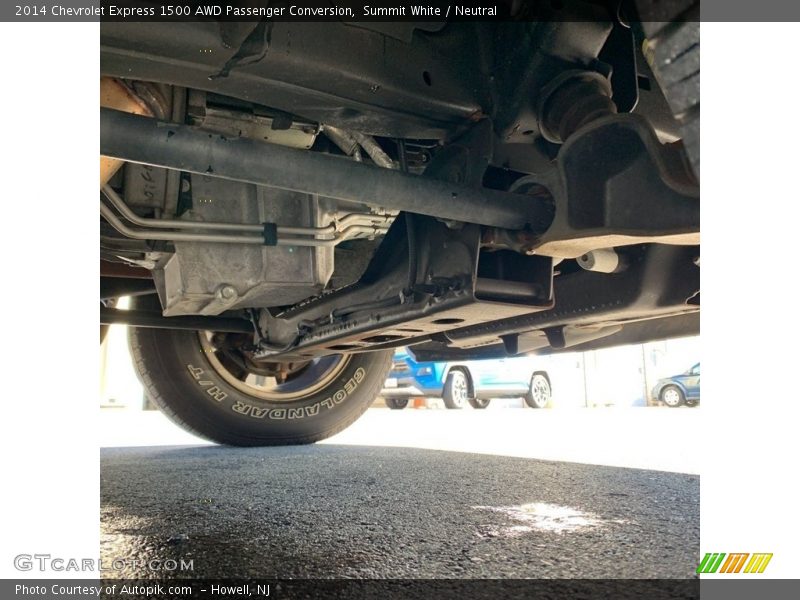 Undercarriage of 2014 Express 1500 AWD Passenger Conversion