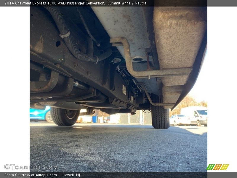 Undercarriage of 2014 Express 1500 AWD Passenger Conversion