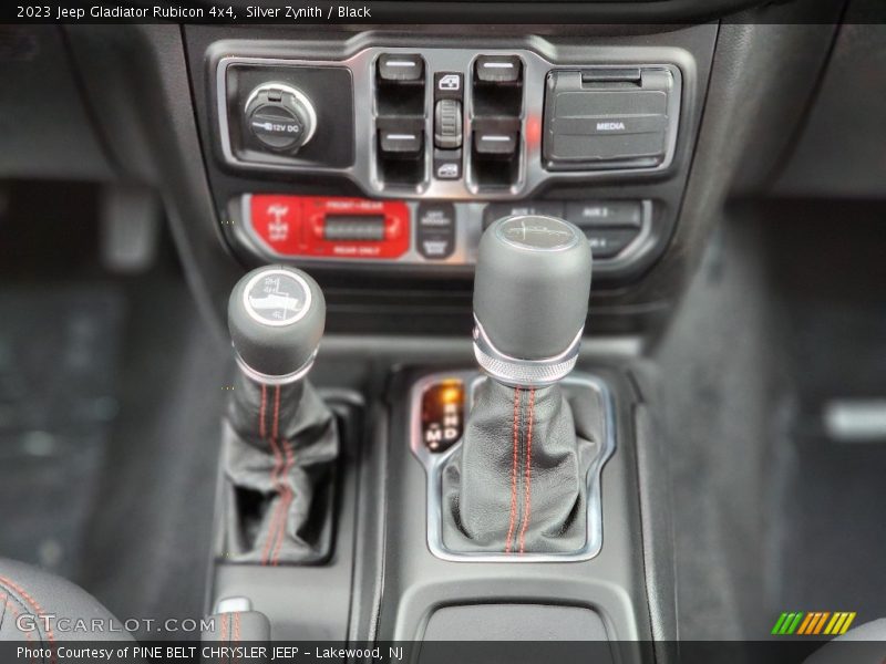  2023 Gladiator Rubicon 4x4 8 Speed Automatic Shifter