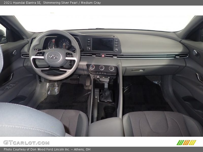 Shimmering Silver Pearl / Medium Gray 2021 Hyundai Elantra SE