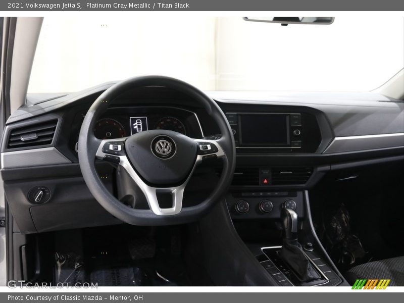 Platinum Gray Metallic / Titan Black 2021 Volkswagen Jetta S