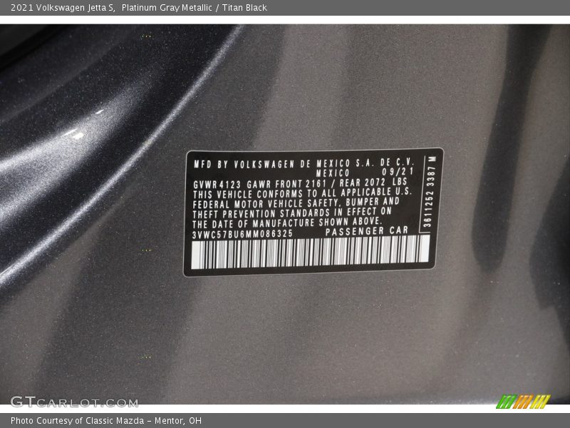Platinum Gray Metallic / Titan Black 2021 Volkswagen Jetta S