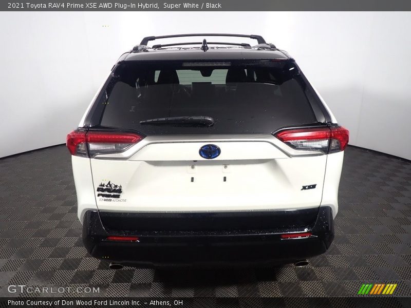 Super White / Black 2021 Toyota RAV4 Prime XSE AWD Plug-In Hybrid