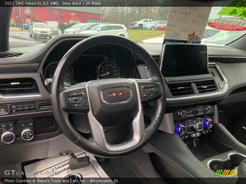 Dashboard of 2021 Yukon XL SLT 4WD