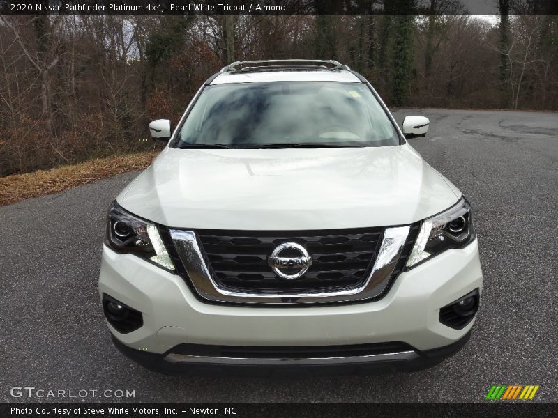 Pearl White Tricoat / Almond 2020 Nissan Pathfinder Platinum 4x4