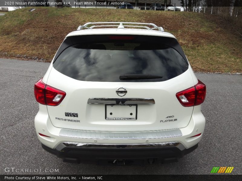 Pearl White Tricoat / Almond 2020 Nissan Pathfinder Platinum 4x4