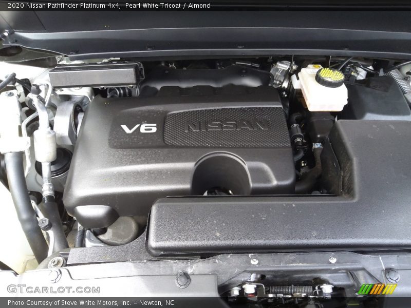Pearl White Tricoat / Almond 2020 Nissan Pathfinder Platinum 4x4