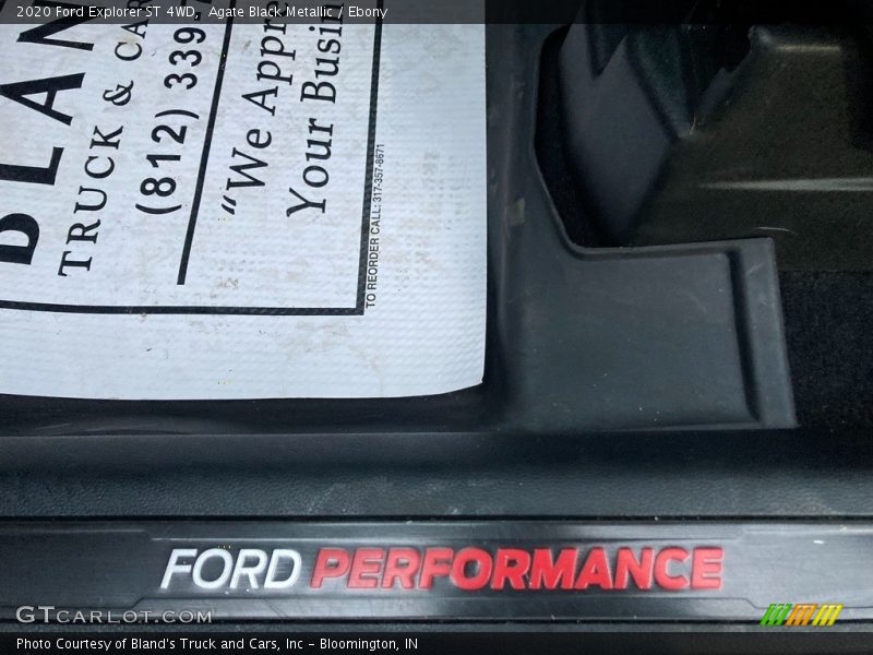 Agate Black Metallic / Ebony 2020 Ford Explorer ST 4WD
