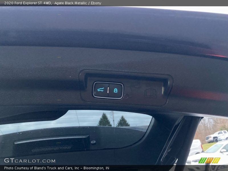 Agate Black Metallic / Ebony 2020 Ford Explorer ST 4WD