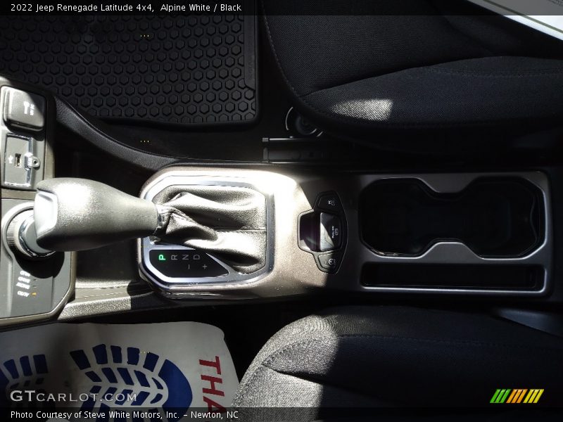 Alpine White / Black 2022 Jeep Renegade Latitude 4x4