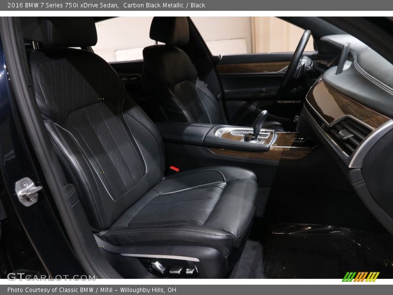 Carbon Black Metallic / Black 2016 BMW 7 Series 750i xDrive Sedan