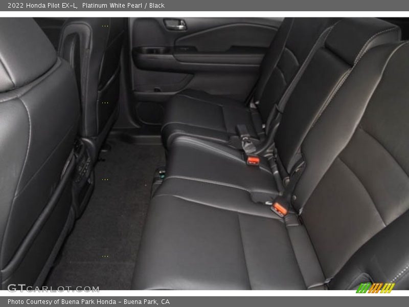Rear Seat of 2022 Pilot EX-L