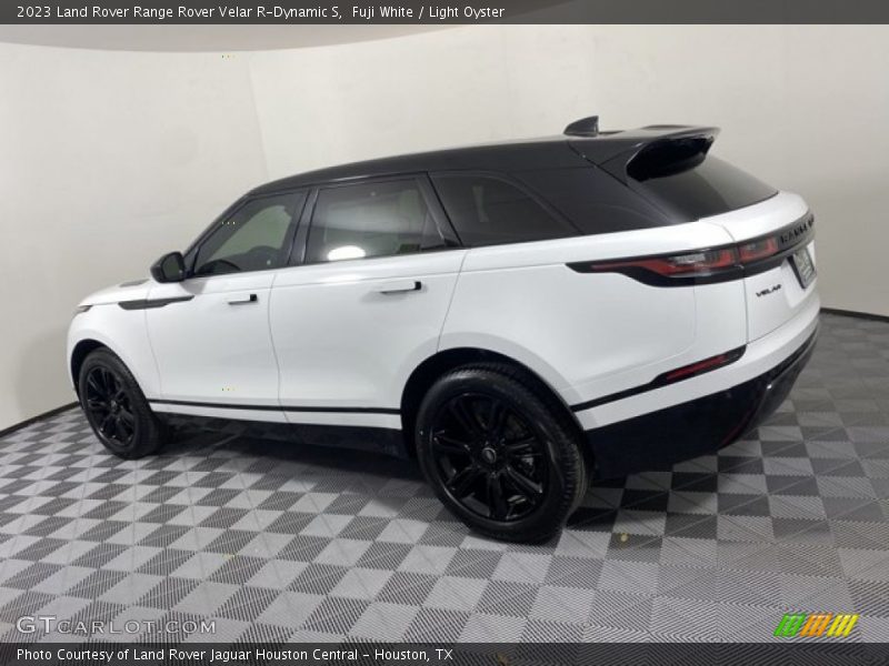 Fuji White / Light Oyster 2023 Land Rover Range Rover Velar R-Dynamic S