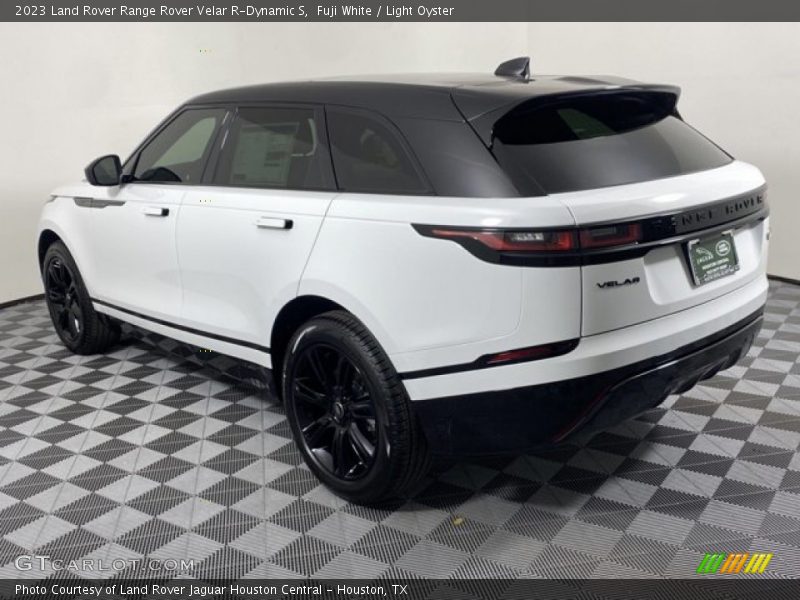 Fuji White / Light Oyster 2023 Land Rover Range Rover Velar R-Dynamic S