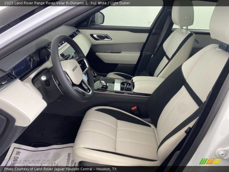 Fuji White / Light Oyster 2023 Land Rover Range Rover Velar R-Dynamic S