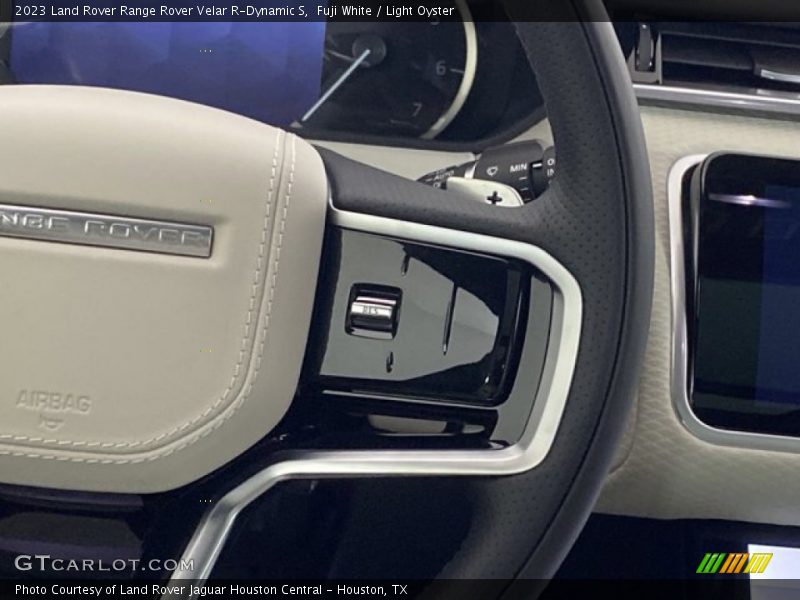 Fuji White / Light Oyster 2023 Land Rover Range Rover Velar R-Dynamic S