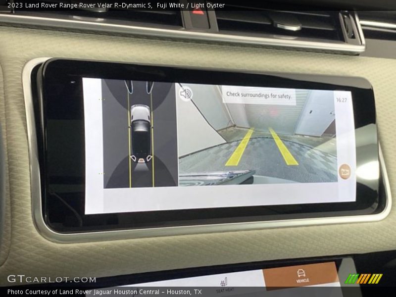 Fuji White / Light Oyster 2023 Land Rover Range Rover Velar R-Dynamic S