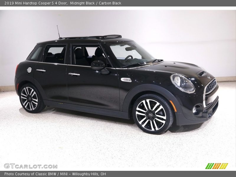 Midnight Black / Carbon Black 2019 Mini Hardtop Cooper S 4 Door