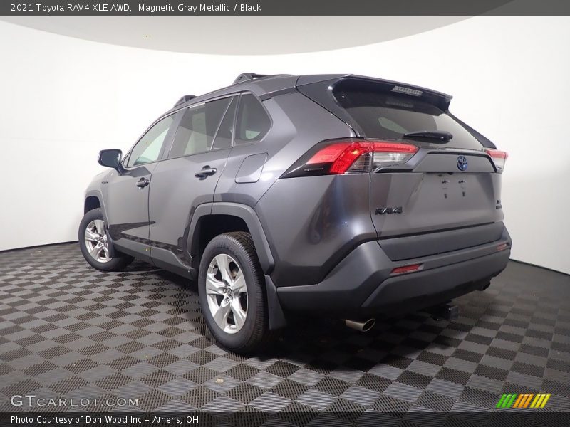 Magnetic Gray Metallic / Black 2021 Toyota RAV4 XLE AWD