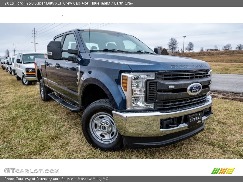 Blue Jeans / Earth Gray 2019 Ford F250 Super Duty XLT Crew Cab 4x4
