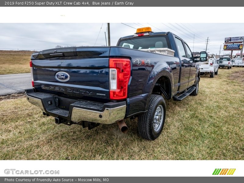 Blue Jeans / Earth Gray 2019 Ford F250 Super Duty XLT Crew Cab 4x4