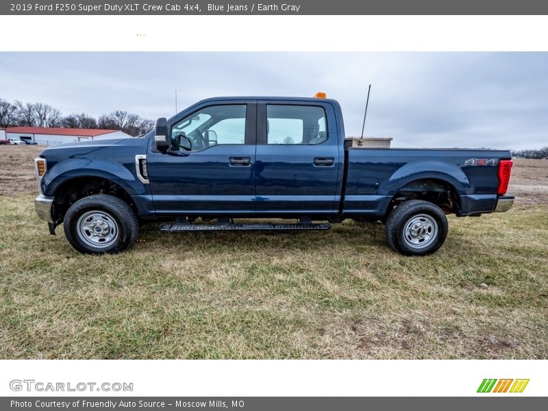 Blue Jeans / Earth Gray 2019 Ford F250 Super Duty XLT Crew Cab 4x4