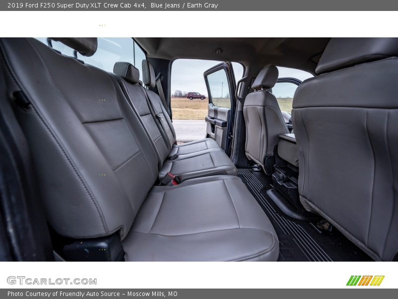Blue Jeans / Earth Gray 2019 Ford F250 Super Duty XLT Crew Cab 4x4
