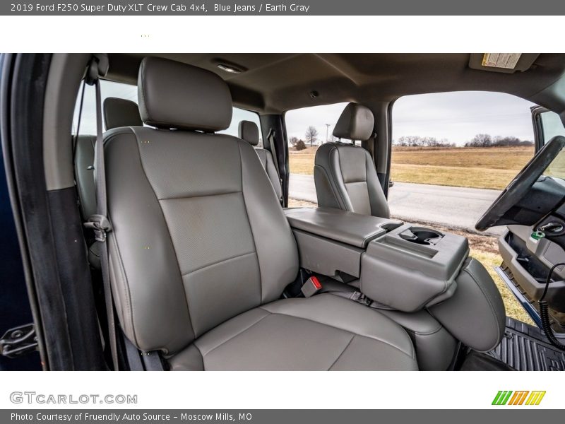 Blue Jeans / Earth Gray 2019 Ford F250 Super Duty XLT Crew Cab 4x4