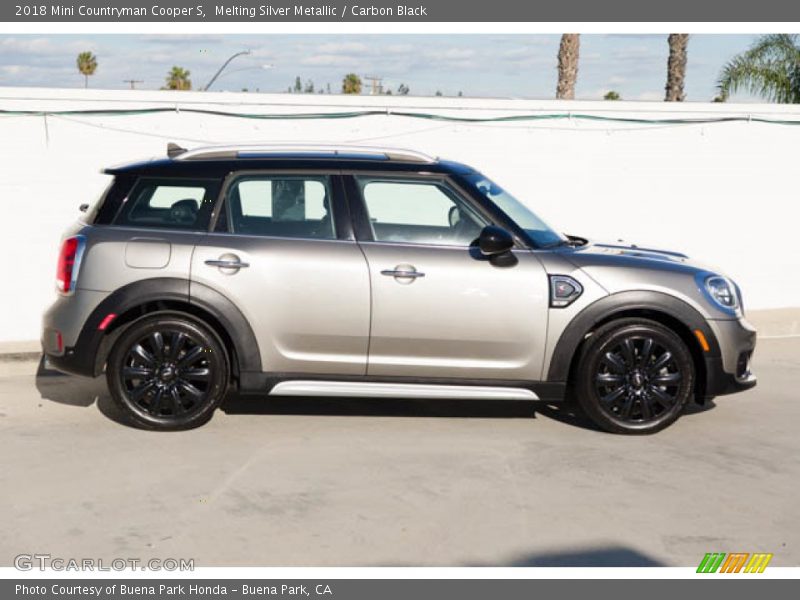 Melting Silver Metallic / Carbon Black 2018 Mini Countryman Cooper S