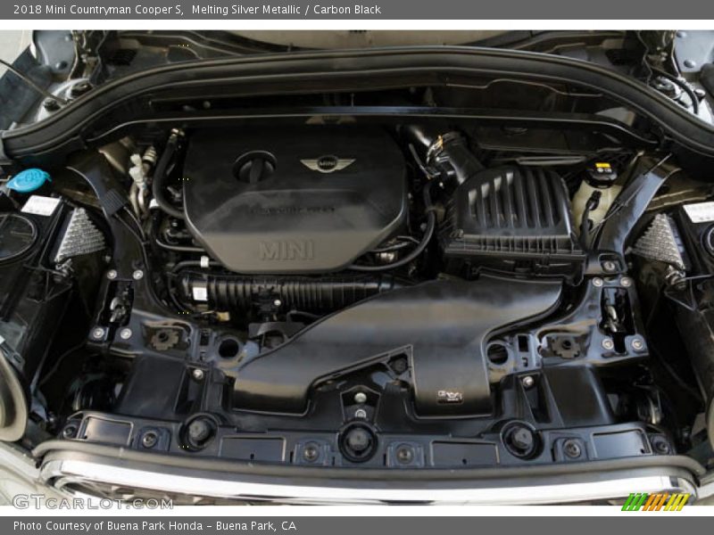 Melting Silver Metallic / Carbon Black 2018 Mini Countryman Cooper S