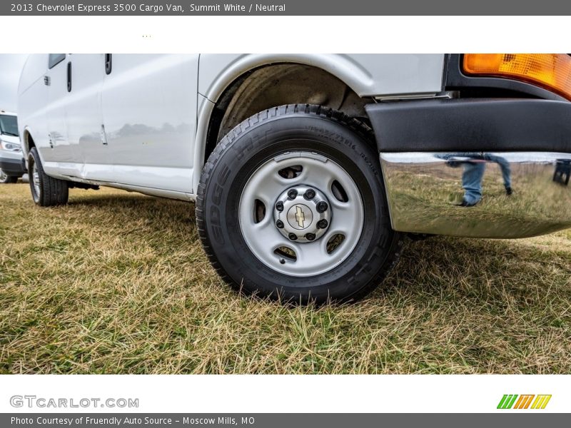 Summit White / Neutral 2013 Chevrolet Express 3500 Cargo Van
