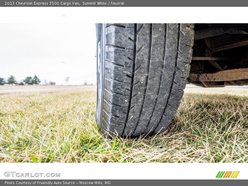 Summit White / Neutral 2013 Chevrolet Express 3500 Cargo Van