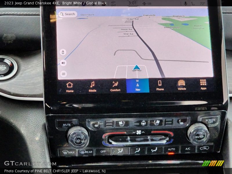 Navigation of 2023 Grand Cherokee 4XE