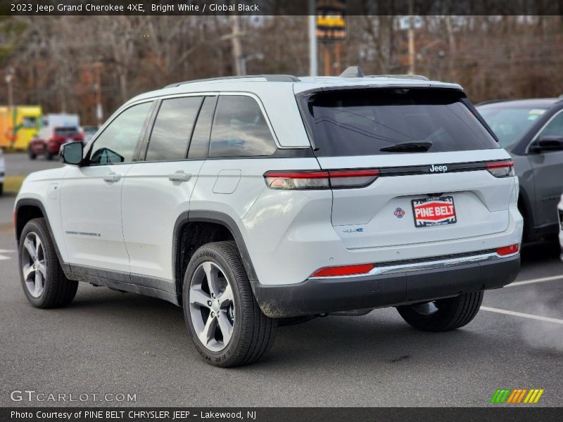 Bright White / Global Black 2023 Jeep Grand Cherokee 4XE