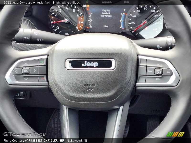 Bright White / Black 2022 Jeep Compass Altitude 4x4
