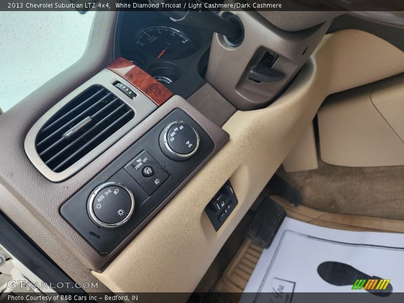 White Diamond Tricoat / Light Cashmere/Dark Cashmere 2013 Chevrolet Suburban LTZ 4x4