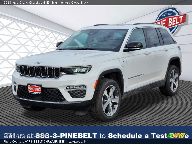 Bright White / Global Black 2023 Jeep Grand Cherokee 4XE