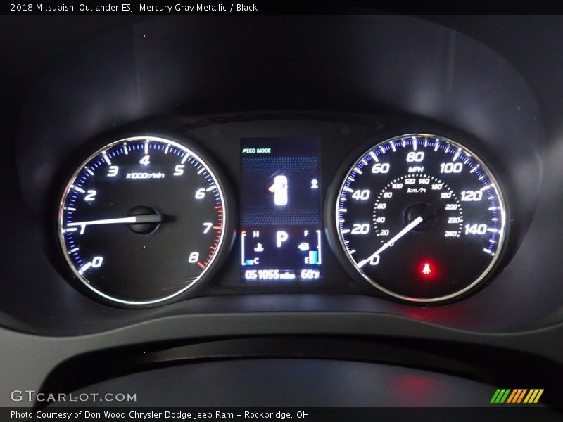 Mercury Gray Metallic / Black 2018 Mitsubishi Outlander ES