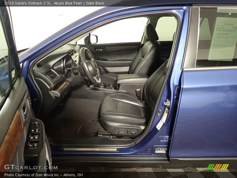 Abyss Blue Pearl / Slate Black 2019 Subaru Outback 2.5i